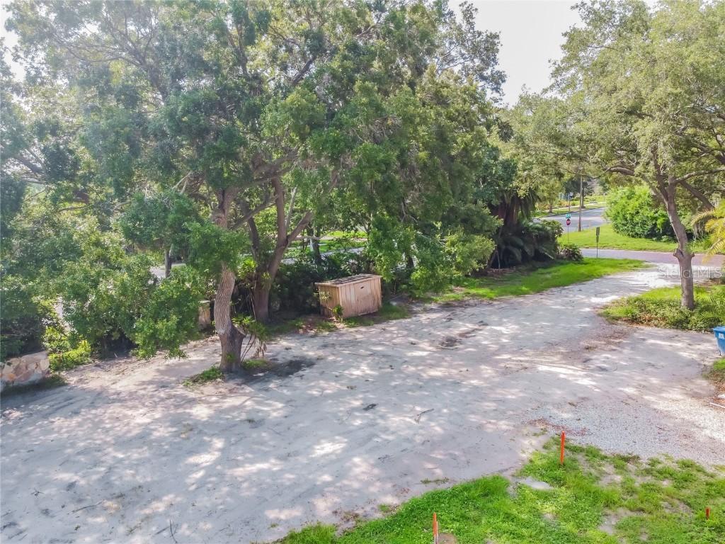 901 41st Ave., St Petersburg, FL 33703