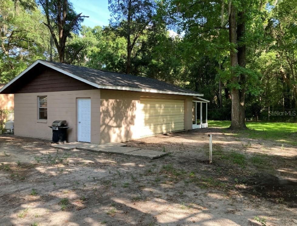 13340 SE 120th St., Ocklawaha, FL 32179
