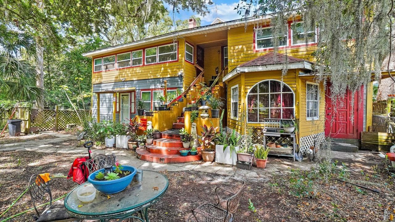 3031 50th St., Gulfport, FL 33707