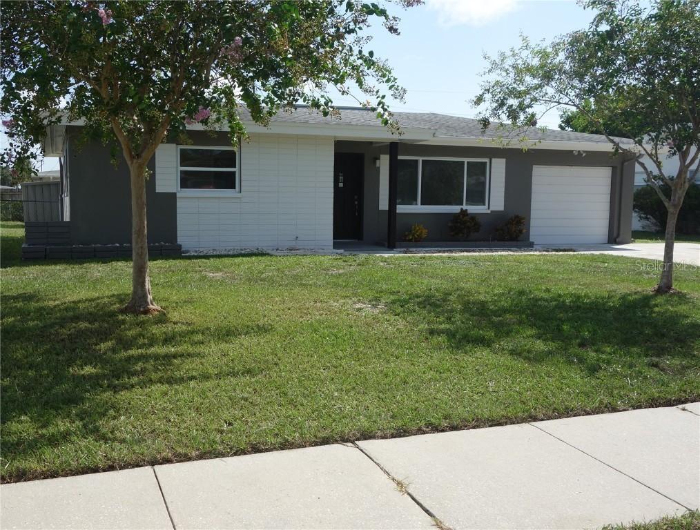 229 Regina Dr., Largo, FL 33770