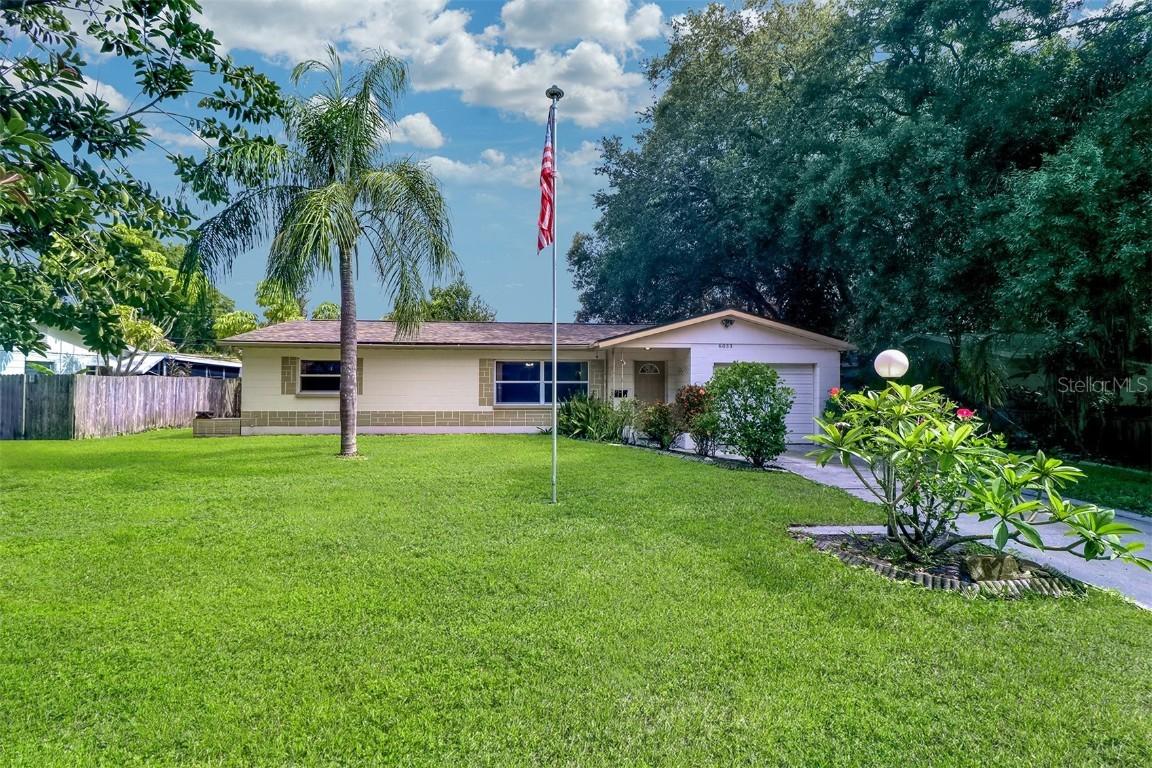 6033 17th Ave., St Petersburg, FL 33710