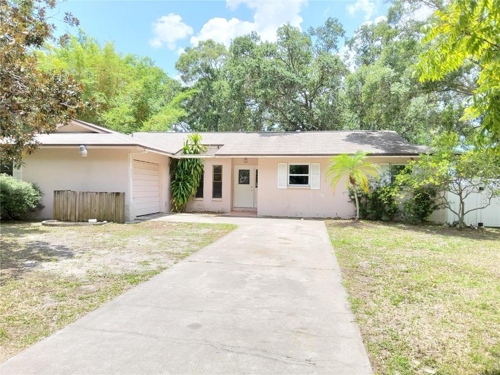 9488 127th Ave., Largo, FL 33773