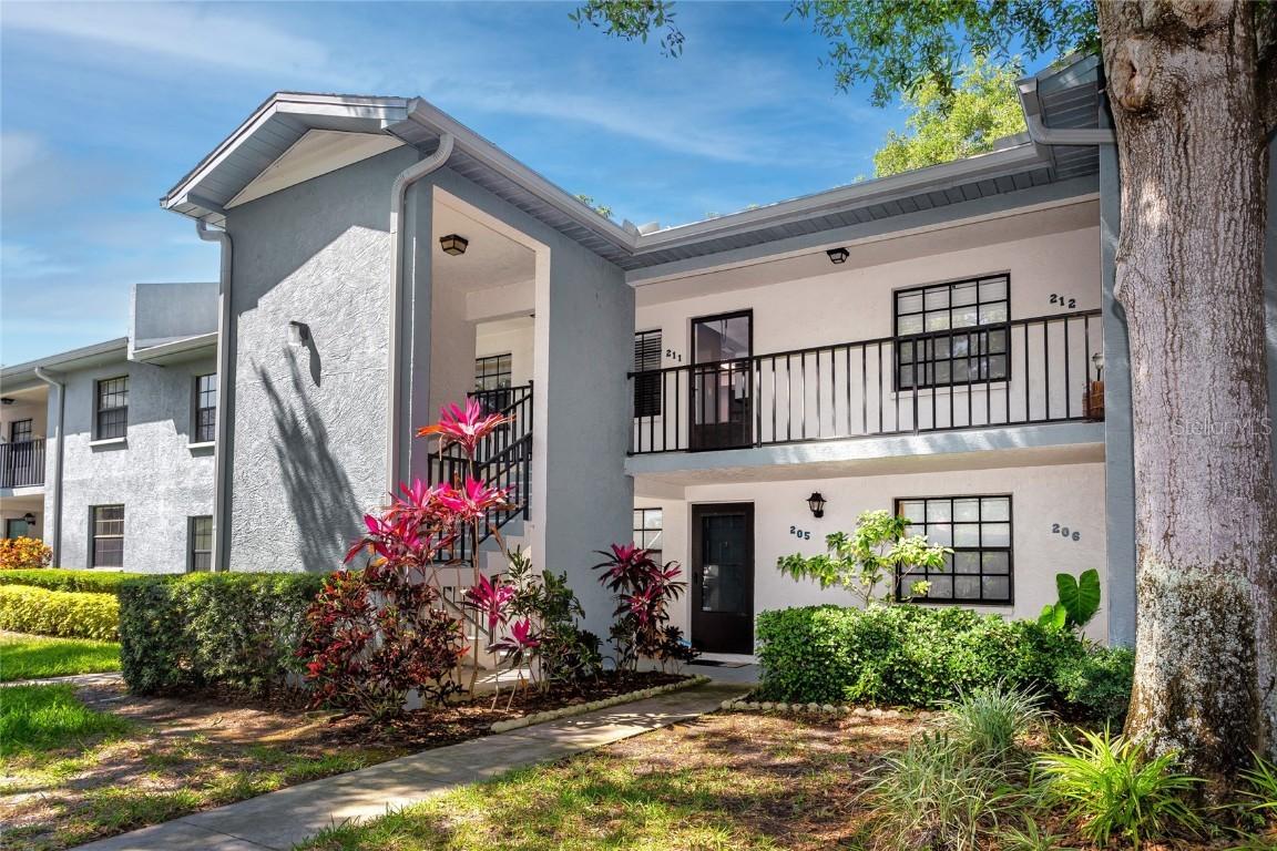 11800 Park Blvd. #205, Seminole, FL 33772