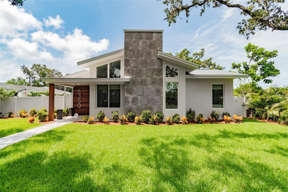 6350 8th Ave., Gulfport, FL 33707