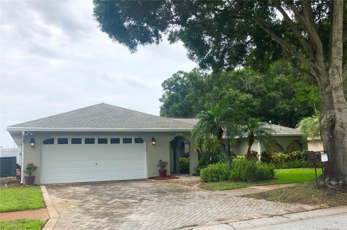 10452 136th St., Largo, FL 33774
