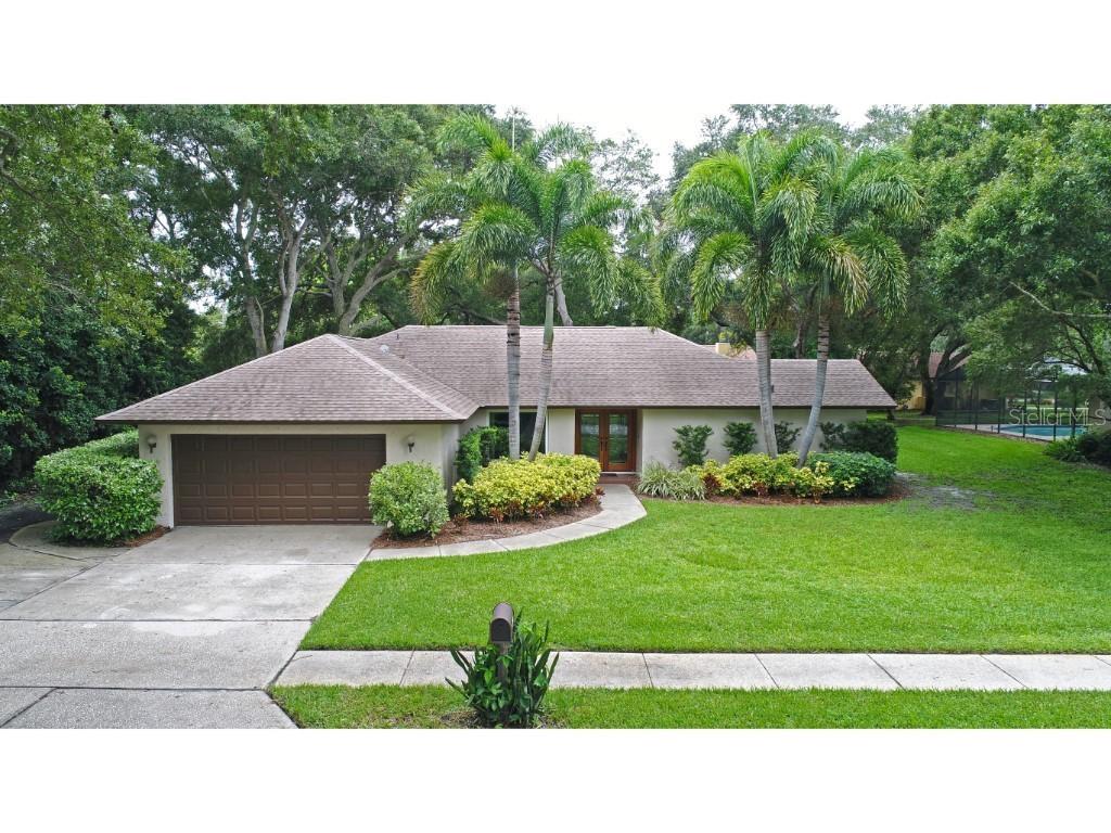 10202 Barry Dr., Largo, FL 33774