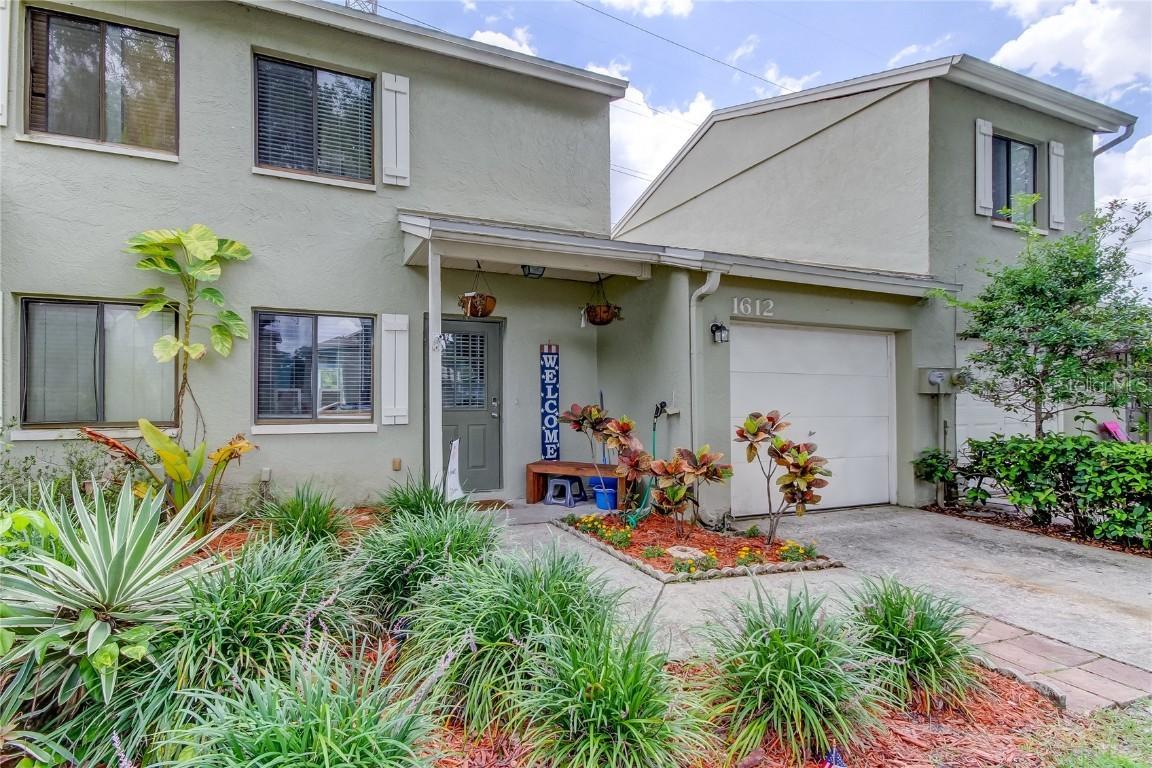 1612 Adams Cir., Largo, FL 33771