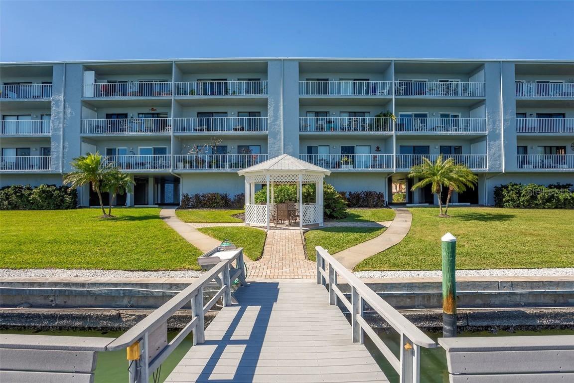 719 Pinellas Bayway #209, Tierra Verde, FL 33715