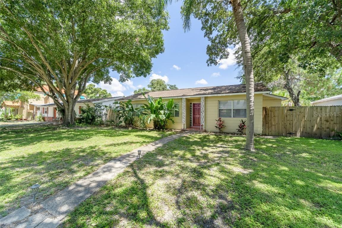 6213 10th Ave., Gulfport, FL 33707