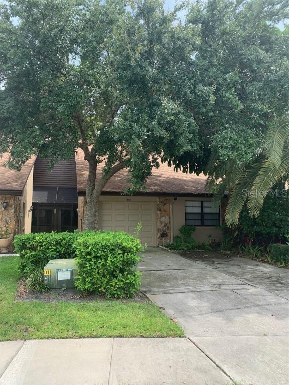 9934 Lake Seminole Dr., Largo, FL 33773
