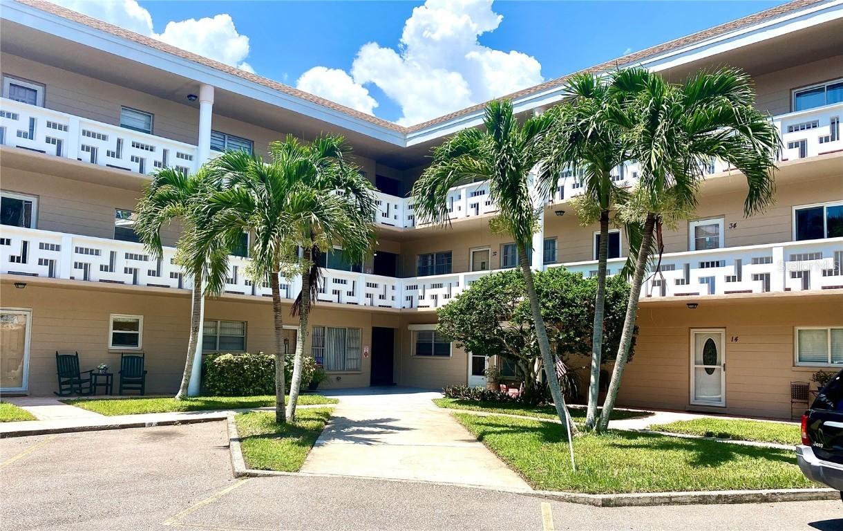 2436 Rhodesian Dr. #8, Clearwater, FL 33763