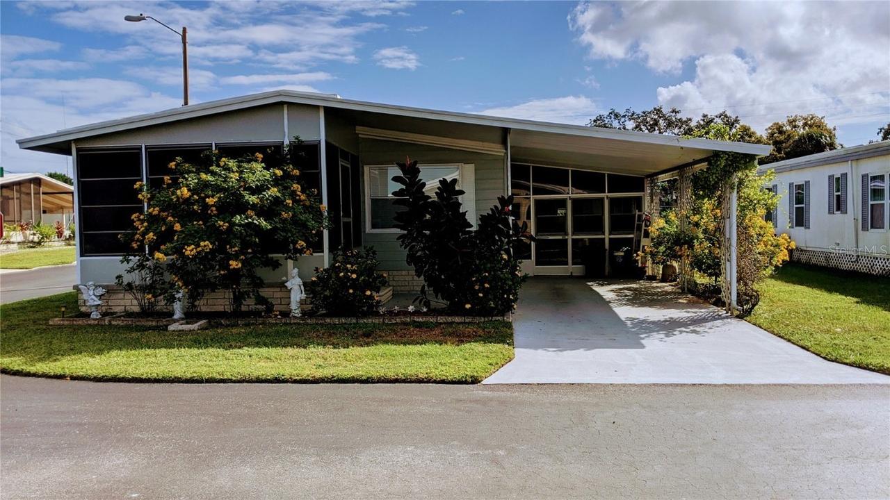 2132 Kahala Dr., Holiday, FL 34691