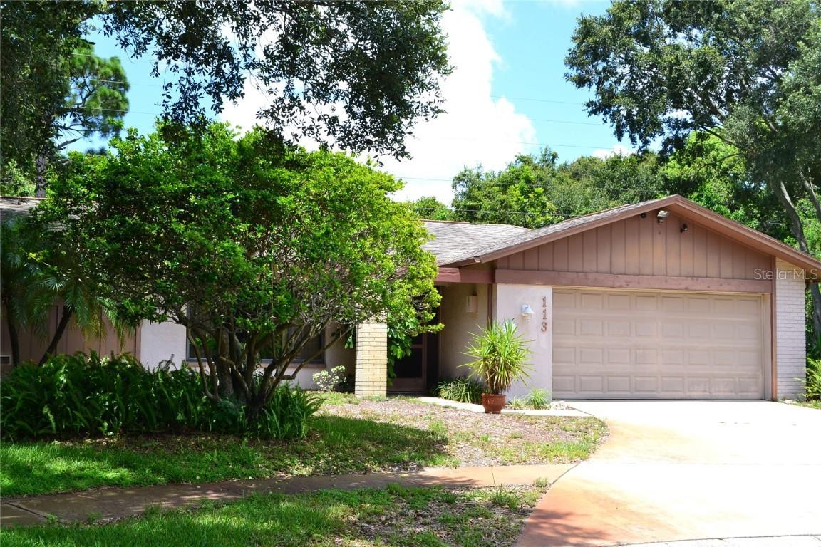 113 Timber Cir., Safety Harbor, FL 34695