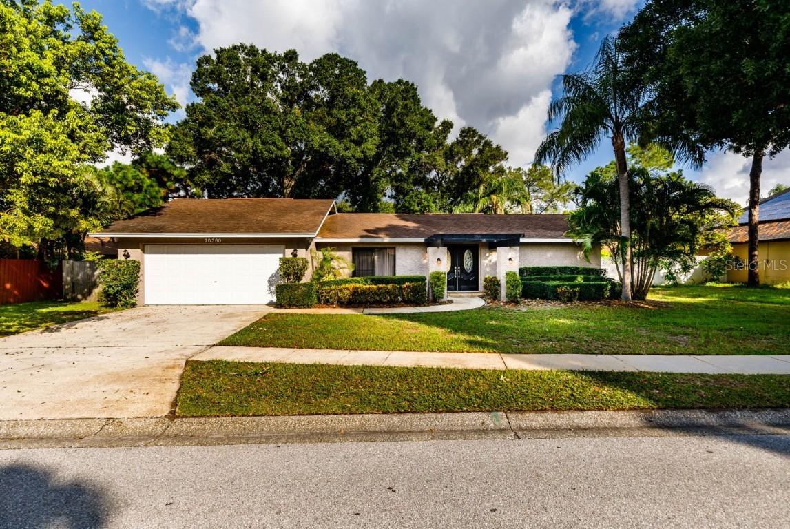 10360 97th St., Largo, FL 33773