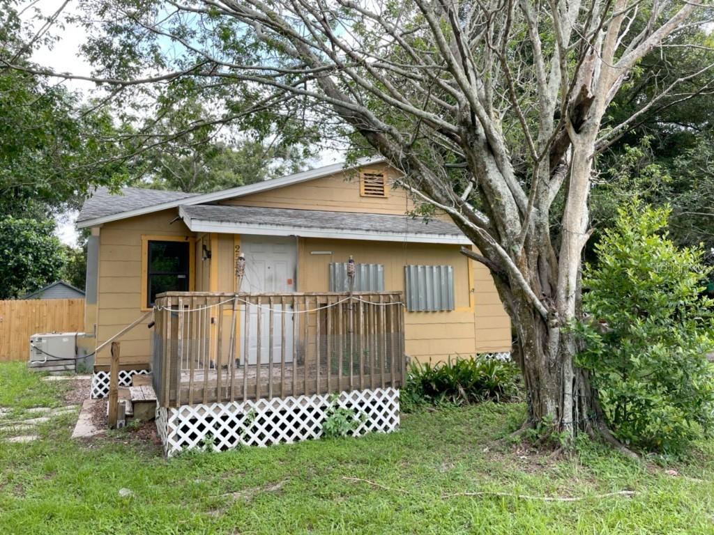 2538 50th Ave., St Petersburg, FL 33714