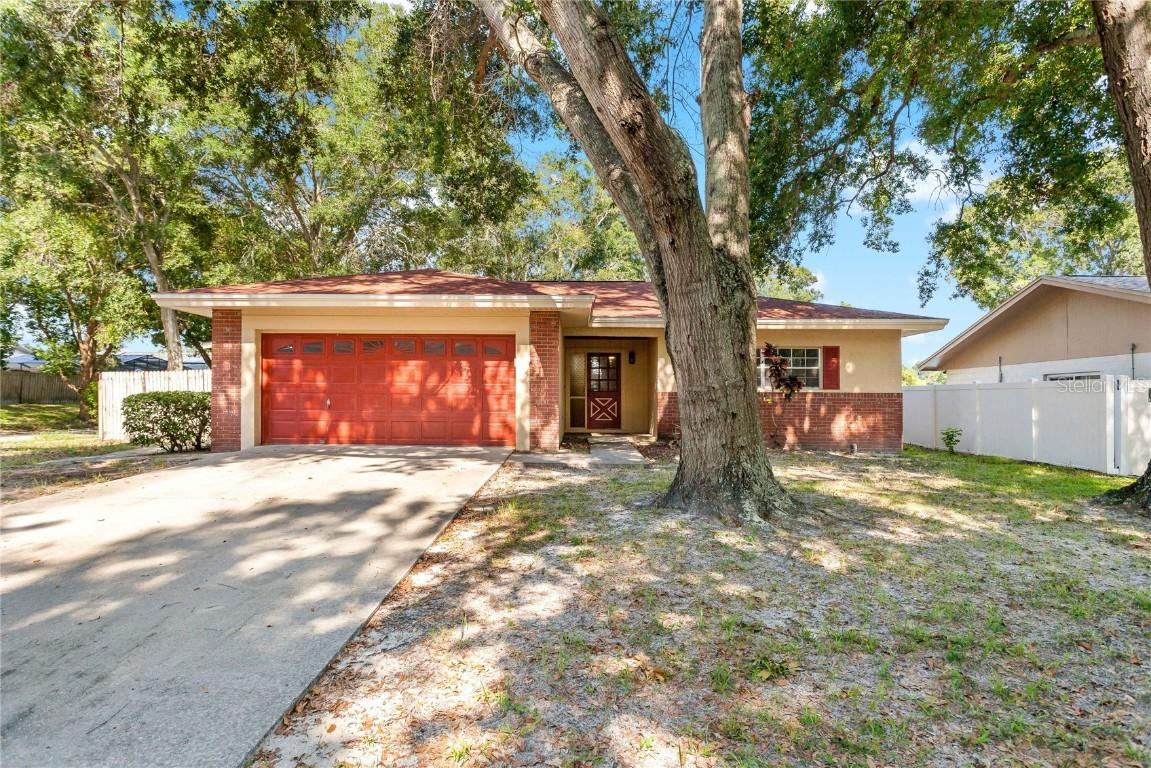2208 Orangeside Rd., Palm Harbor, FL 34683