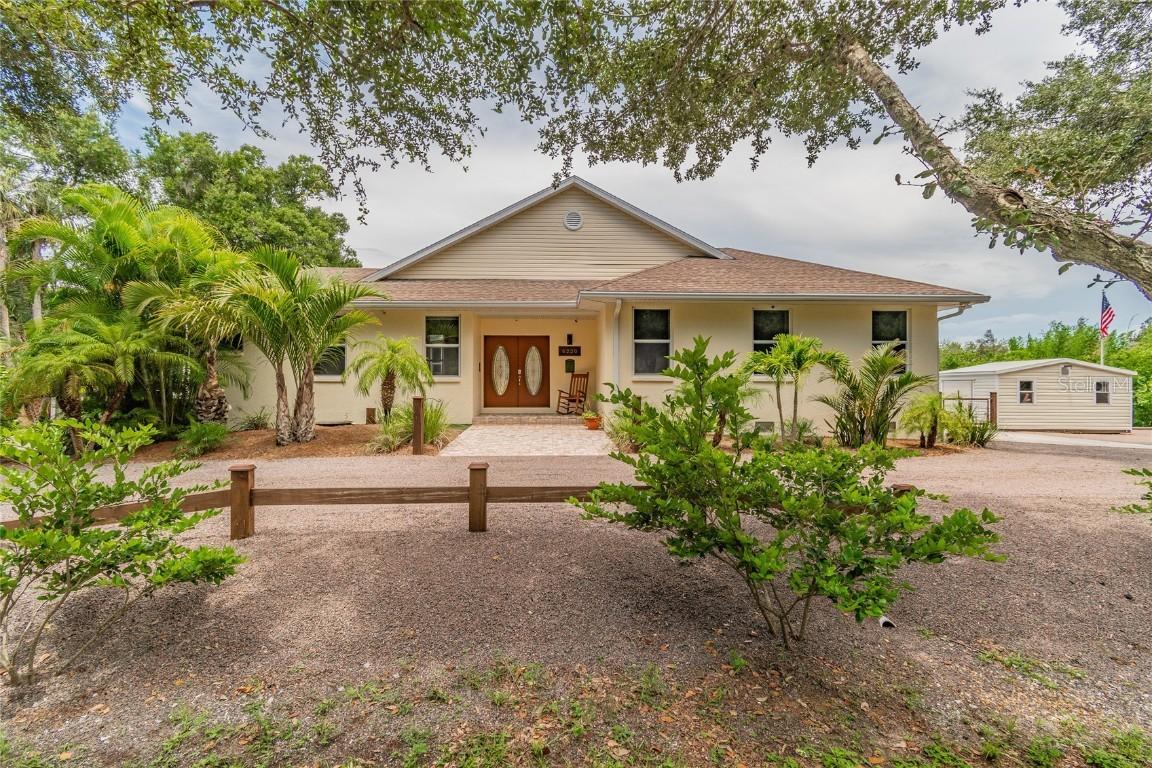 6220 5th Ave., Palmetto, FL 34221