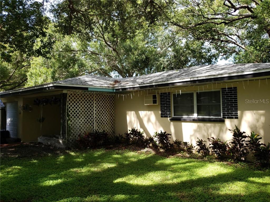 711 11th St., Largo, FL 33770