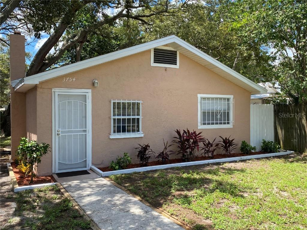 3754 18th Ter., St Petersburg, FL 33711