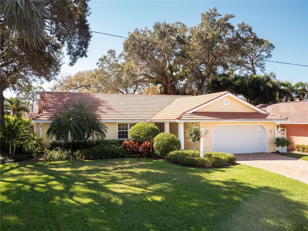 11620 Oak Ave., Seminole, FL 33772