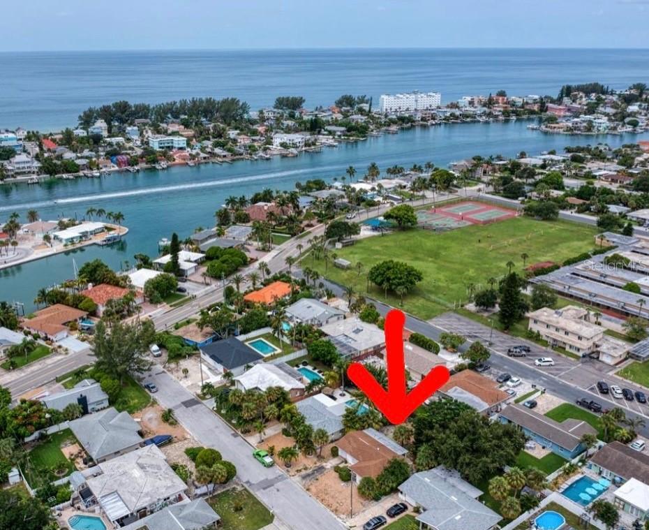 451 81st Ave., St Pete Beach, FL 33706