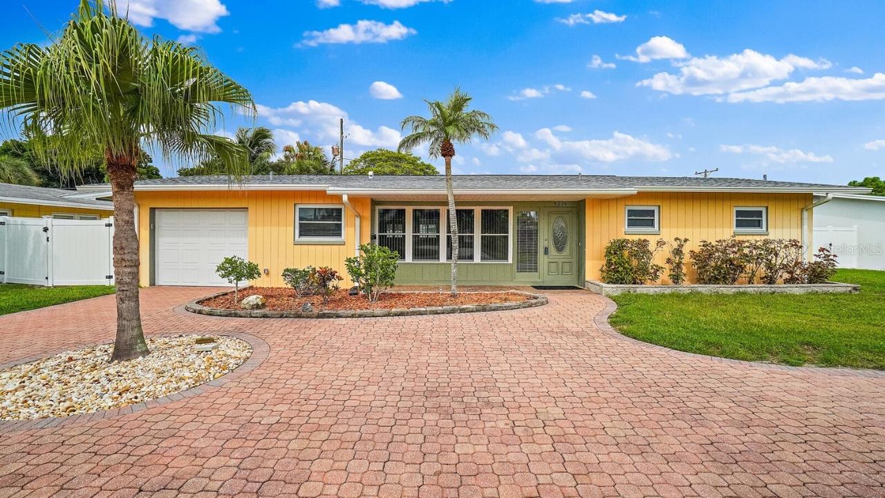 5235 40th St., St Petersburg, FL 33711
