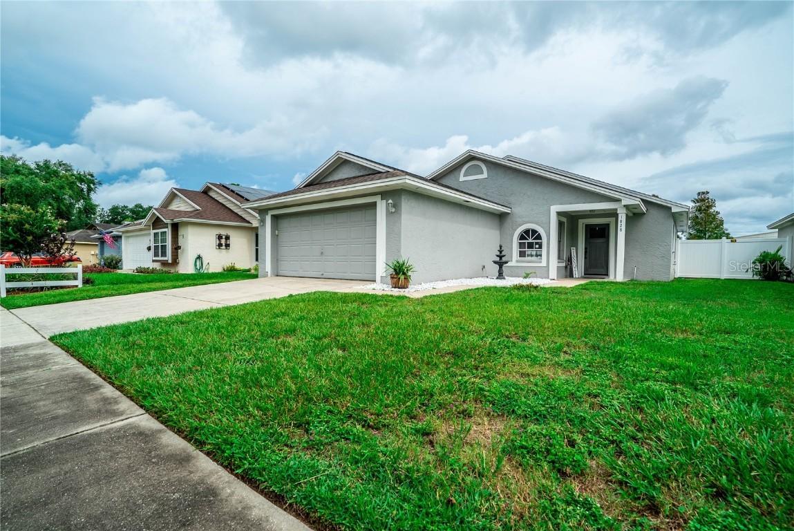 1828 Tinsmith Cir., Lutz, FL 33559