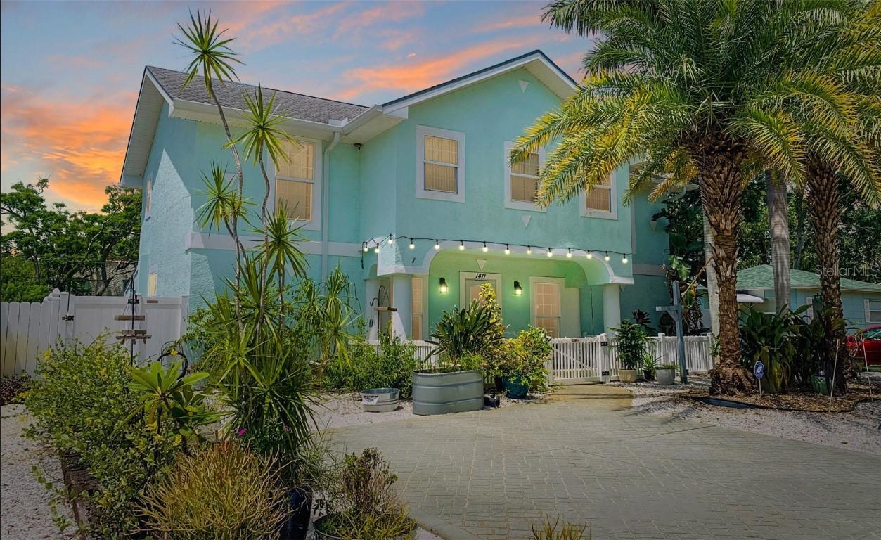 1411 Gray St., Gulfport, FL 33707