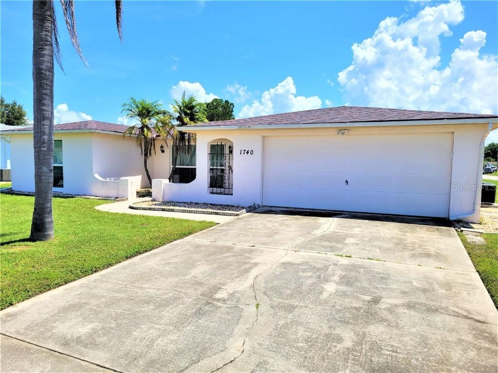 1740 Sprint Ln., Holiday, FL 34691