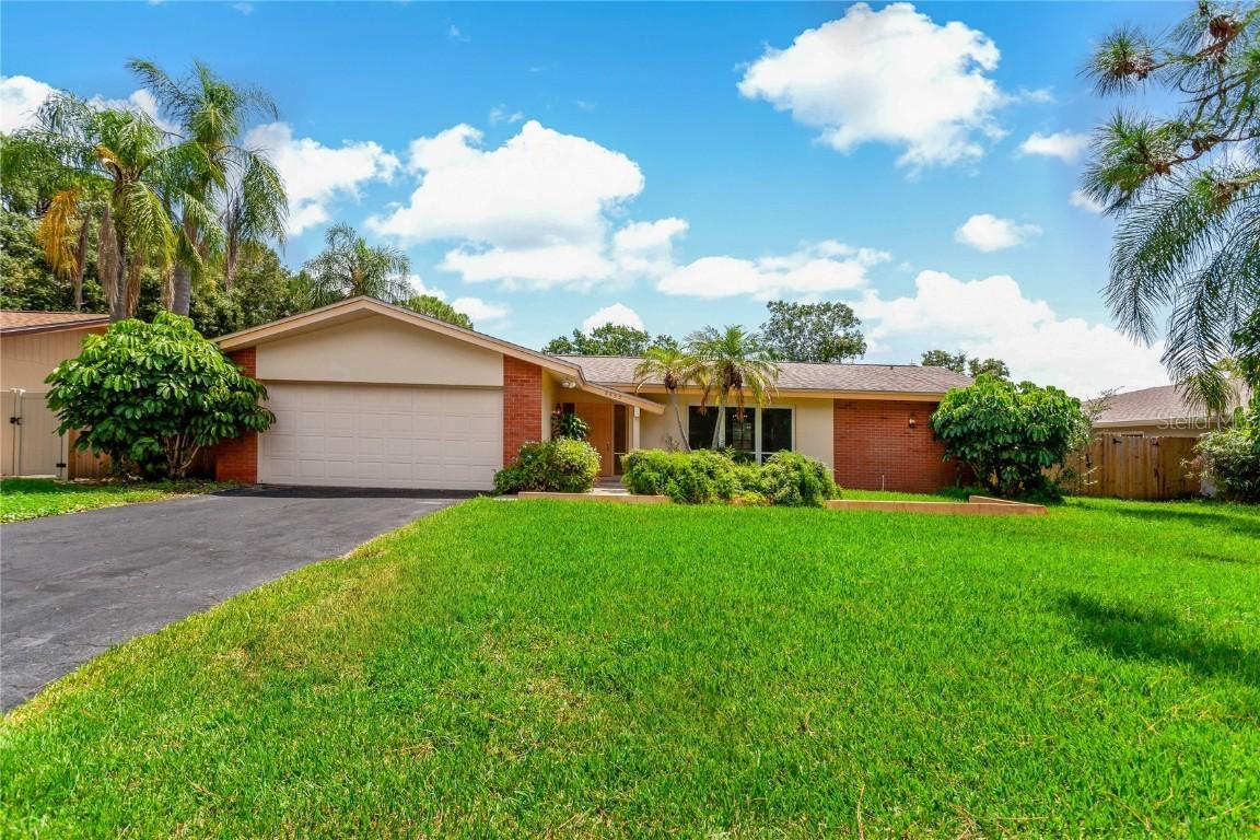 8653 15th Ln., St Petersburg, FL 33702