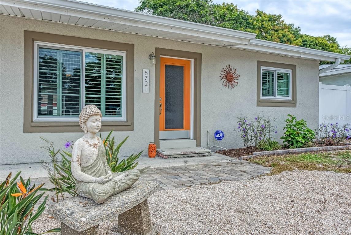 5721 Newton Ave., Gulfport, FL 33707