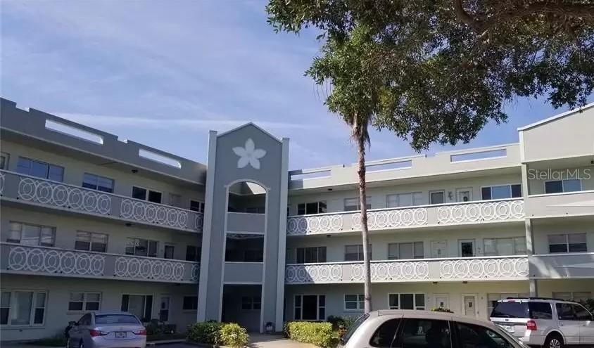 2257 World Parkway Blvd. #39, Clearwater, FL 33763
