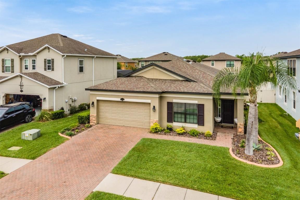 1715 Nature View Dr., Lutz, FL 33558