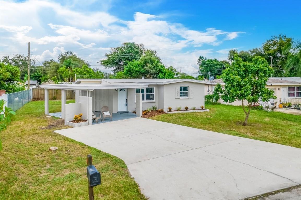 10329 111th Ave., Largo, FL 33773