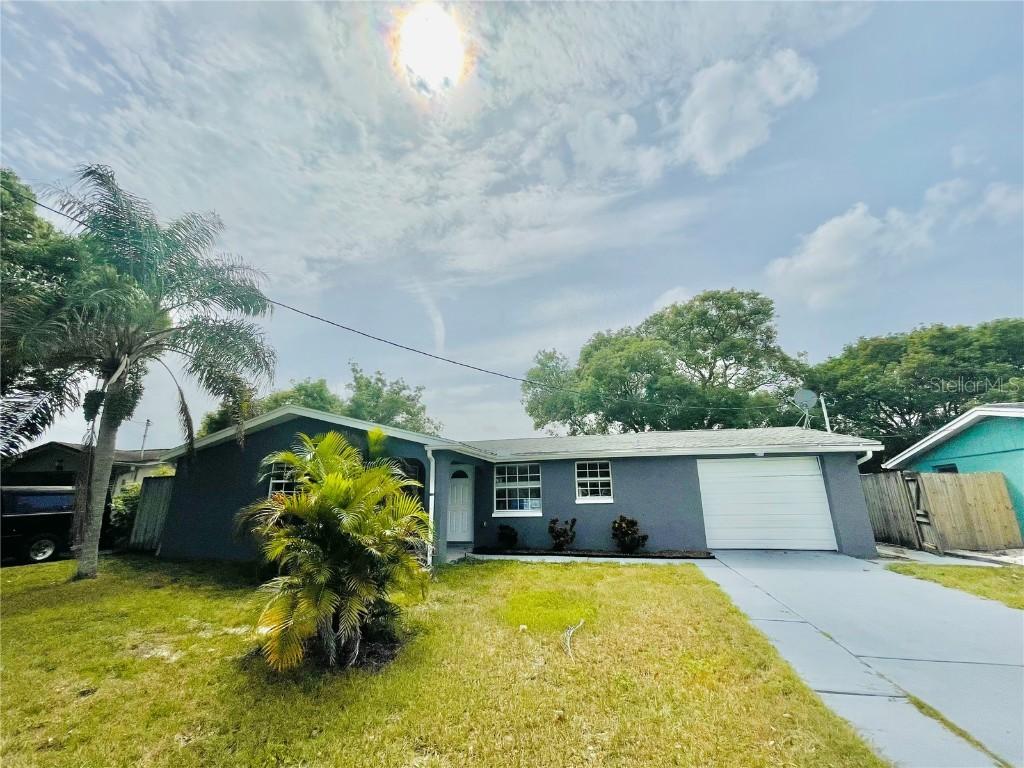 1241 E Basswood Dr., Holiday, FL 34690