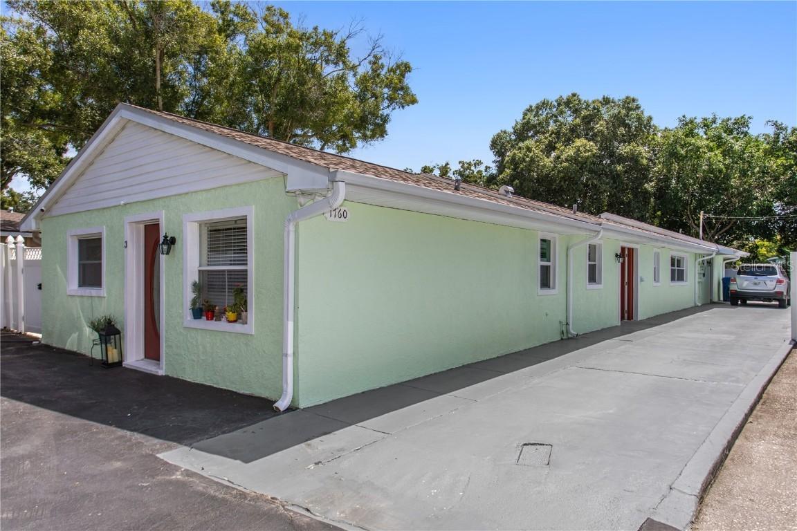 1760 Ezelle Ave., Largo, FL 33770