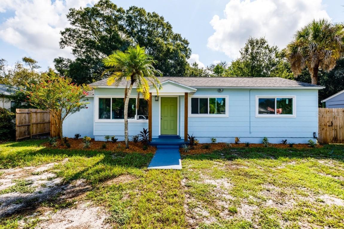 908 Gray St., Gulfport, FL 33707