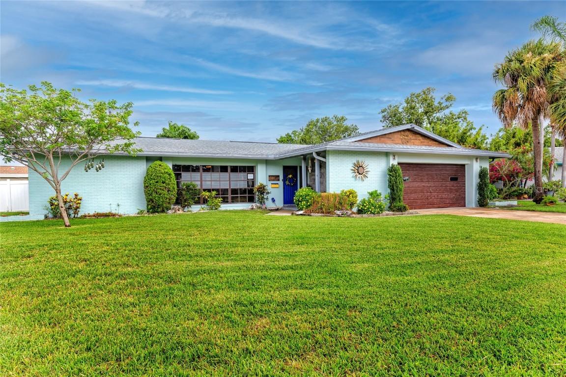 4187 52nd Ave., St Petersburg, FL 33711