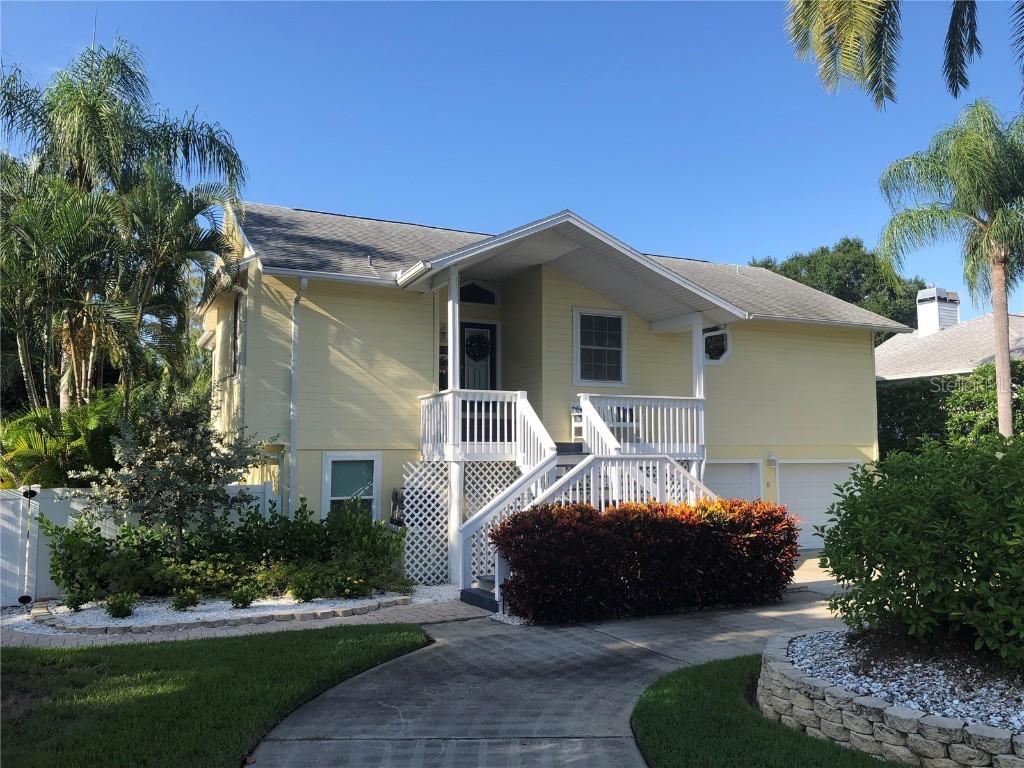 775 Natalie Ln., Palm Harbor, FL 34683