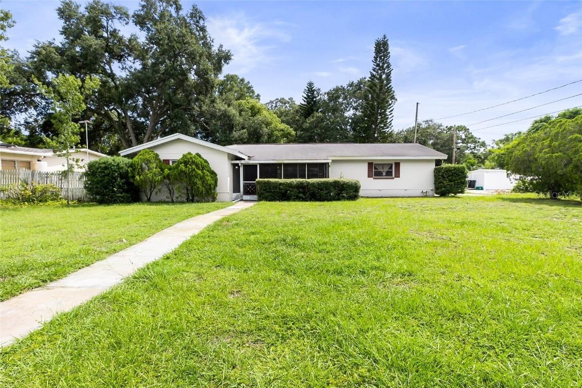 5220 23rd Ave., Gulfport, FL 33707