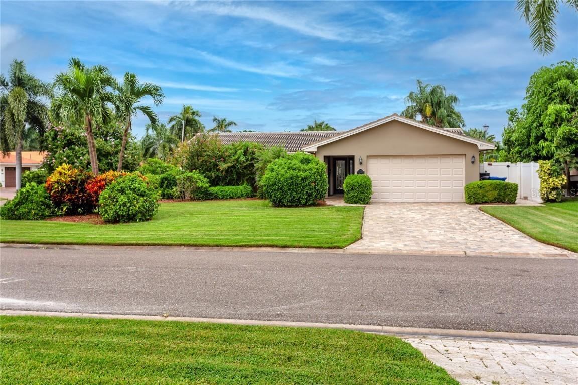 4591 44th St., St Petersburg, FL 33711