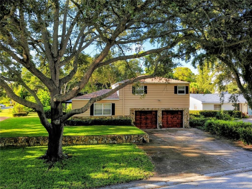 5875 Bayshore Dr., Seminole, FL 33772