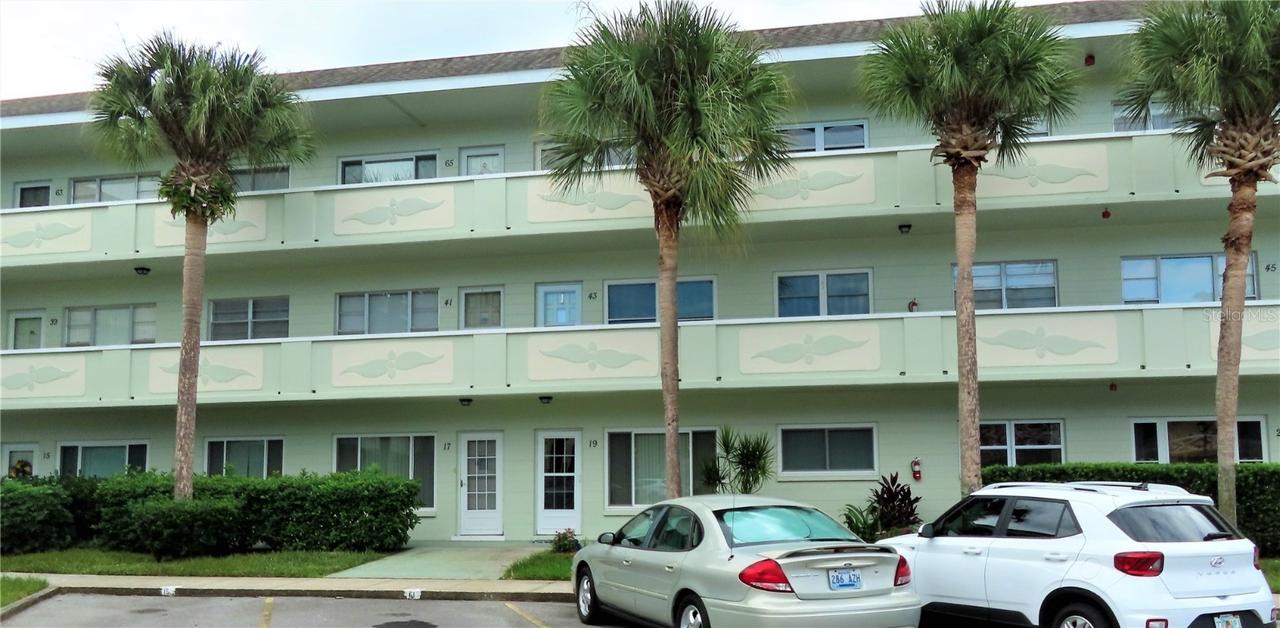 2385 Tahitian Ln. #19, Clearwater, FL 33763