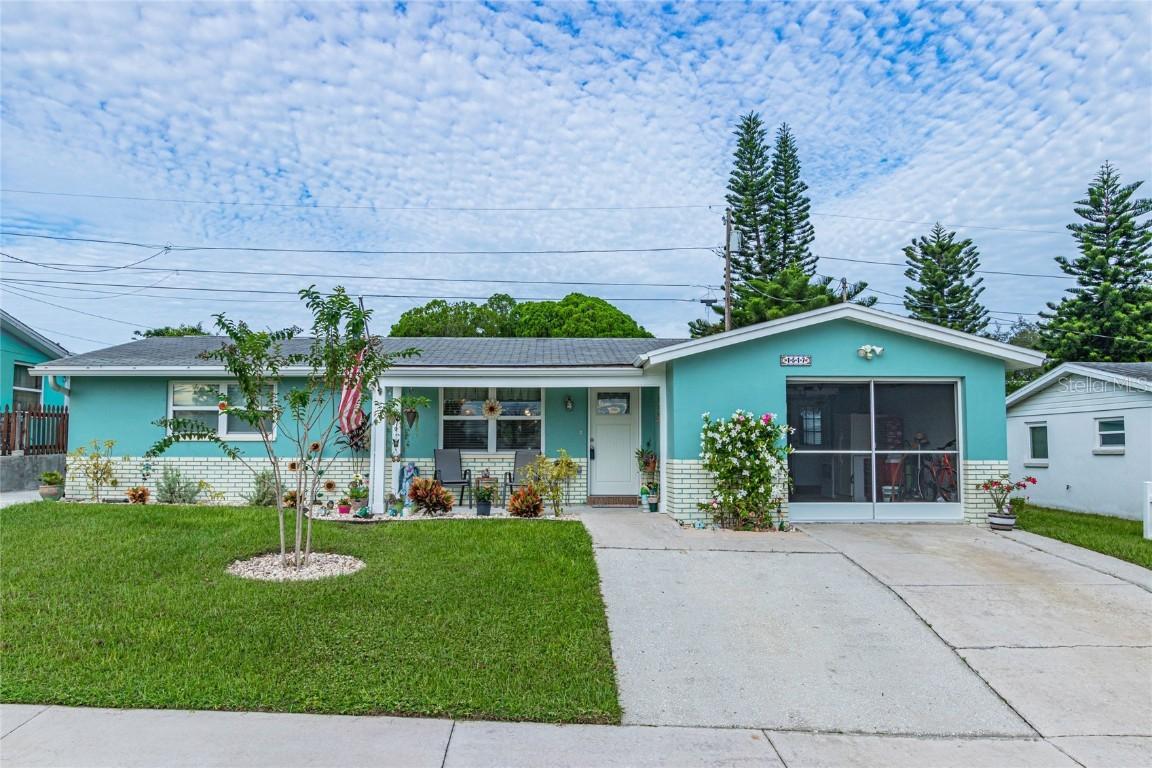 1517 Plum Tree Rd., Holiday, FL 34690