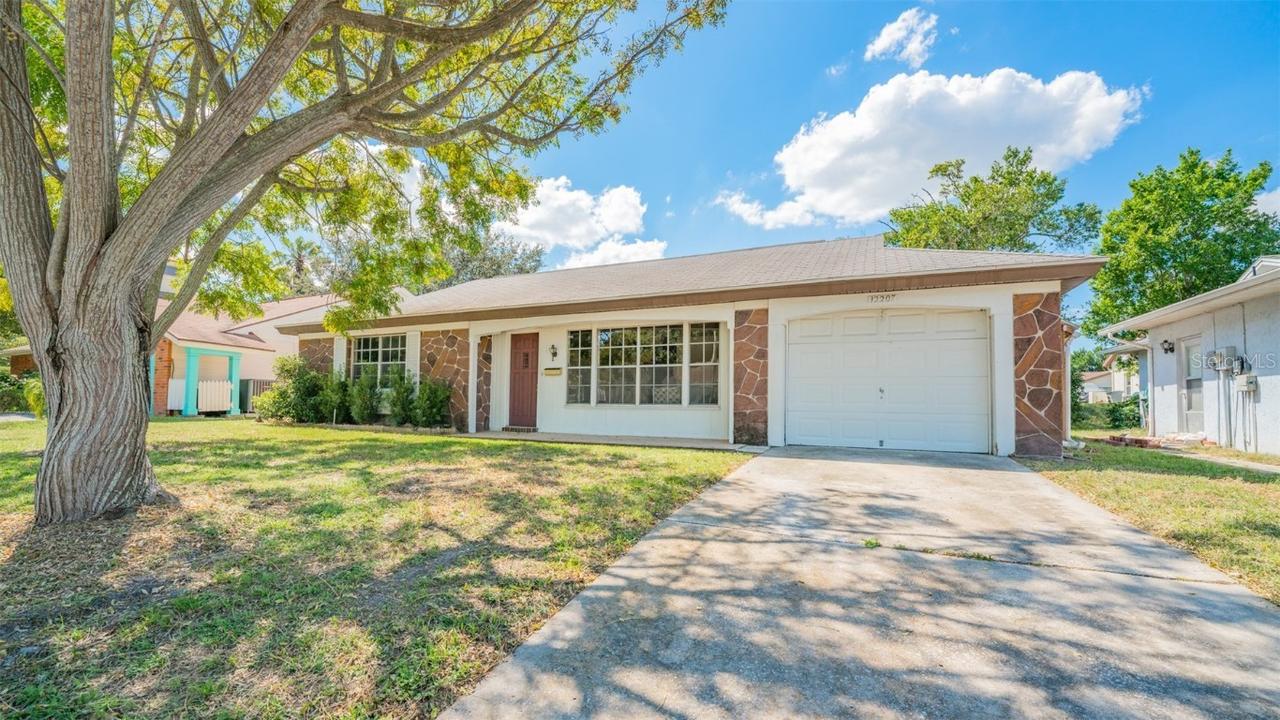 12207 Quail Run Row, Hudson, FL 34667