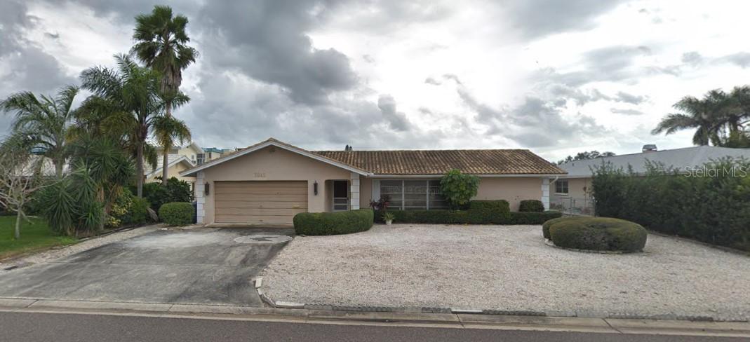 3842 48th Ave., St Petersburg, FL 33711
