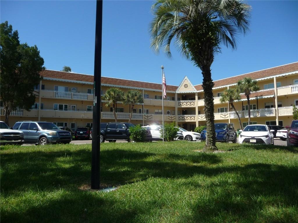 2040 World Parkway Blvd. #46, Clearwater, FL 33763