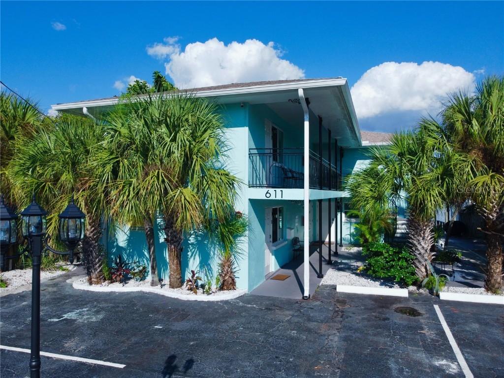 611 Bay Esplanade, Clearwater, FL 33767