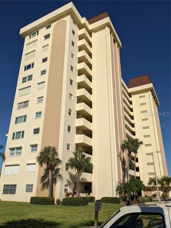 4550 Cove Cir. #801, St Petersburg, FL 33708