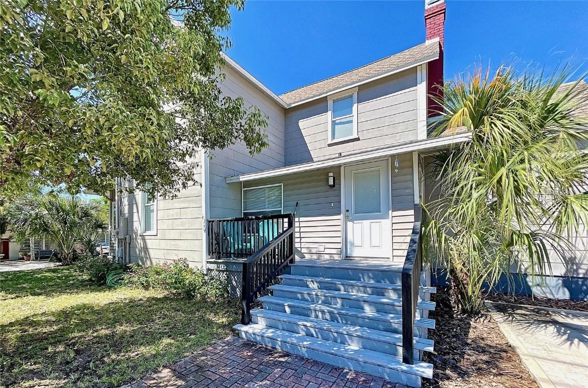 302 N Disston Ave., Tarpon Springs, FL 34689